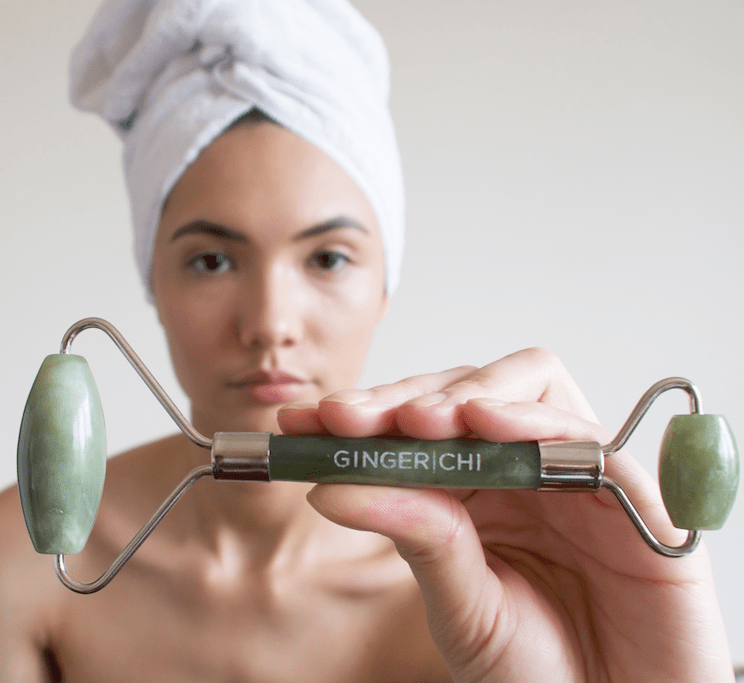 How to Use a Jade Roller - GingerChi