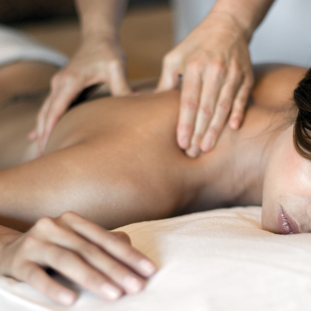 Body Tui-Na Acupressure therapy